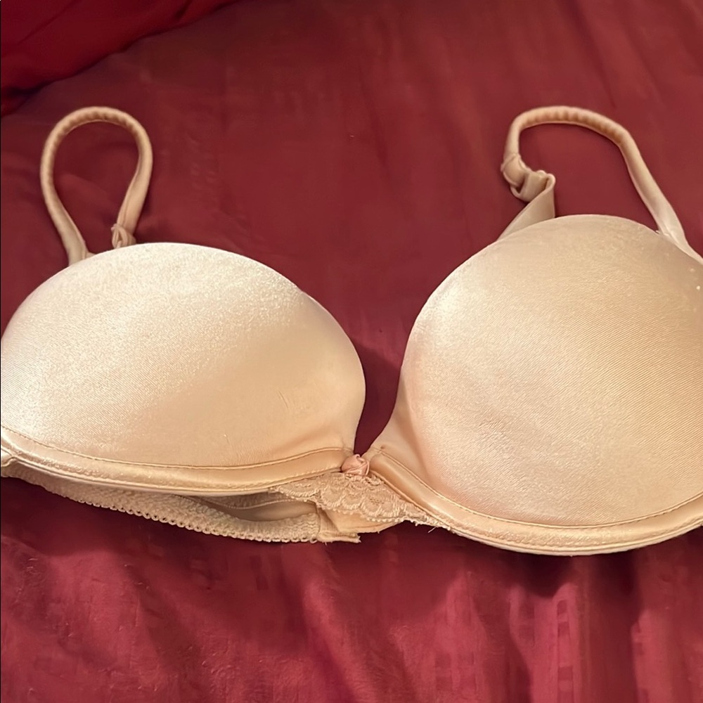 Wonderbra Peach Women's Bra
